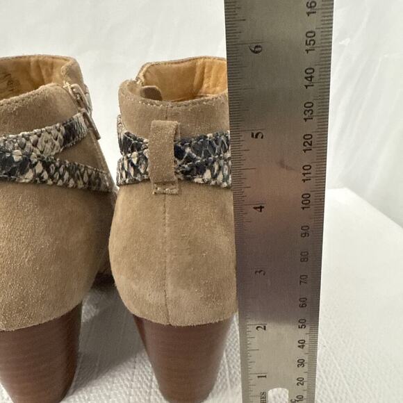 Vionic Upton Ankle Boots Women's 6.5 Suede Booties - Picture 5 of 9